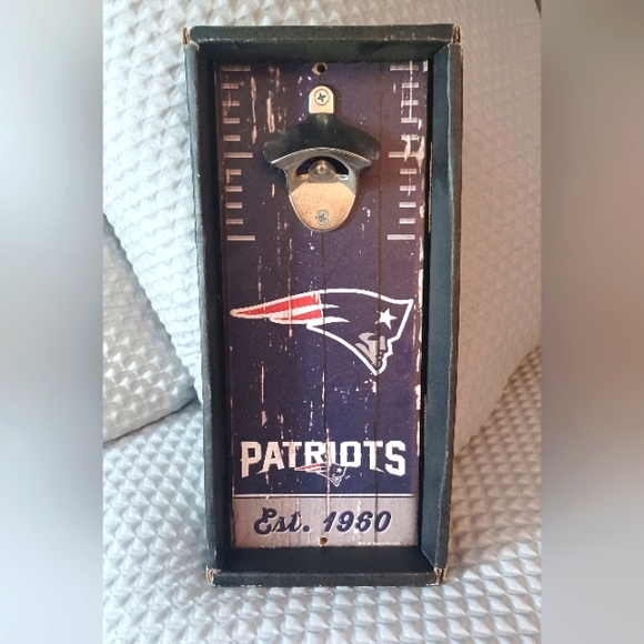 Wall Decor - Picture 1 of 1